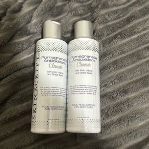 Pomegranate antioxidant cleanser!